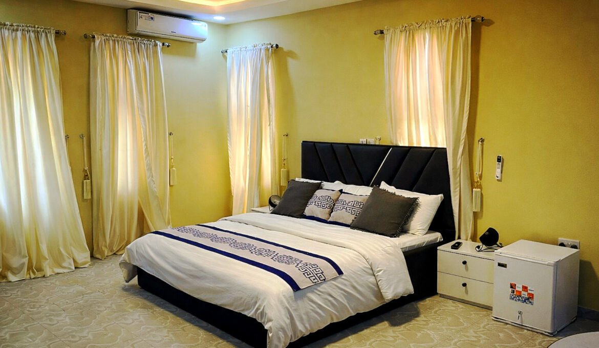 Ivy and Haven Suits (Second Floor)