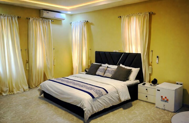 Ivy and Haven Suits (Second Floor)