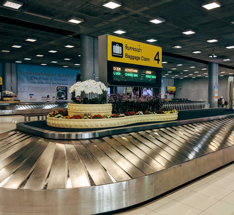 Admitting that all airports must have carousels – which they do, but that in the Turkish airport of… takes it to the next level. Apart from being clean, quiet and well functioning, it also displays the status of the luggage movement from the aircraft. That removes the anxiety that is associated with passengers waiting to retrieve their luggage. This is more pronounced where there are multiple airlines arriving at the same time and ending up using the same carousel for their passengers’ luggage dissemination. Mcr and Gatwick airports can learn a thing or 2 from this implementation